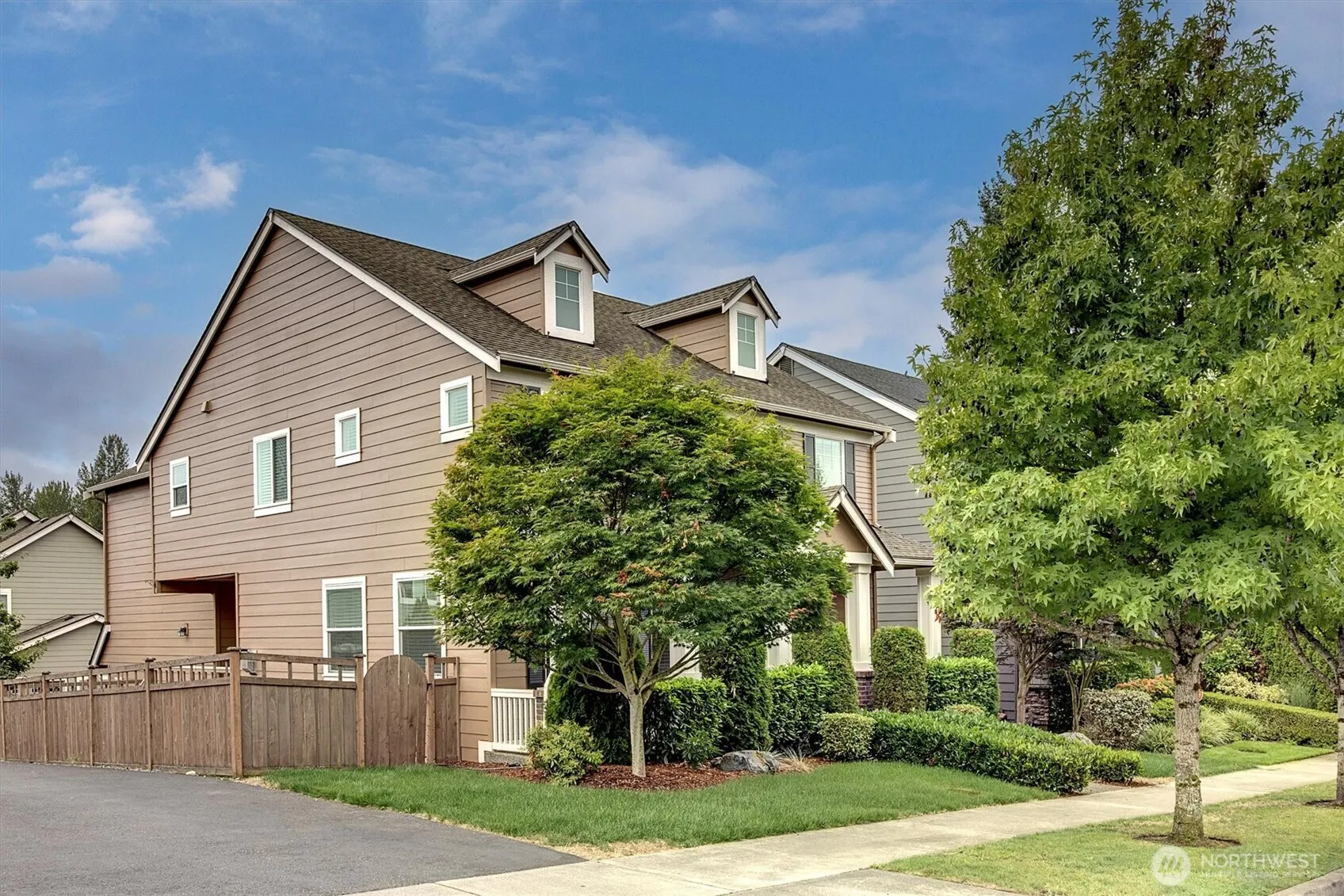 16207 SE 138th Place , Renton, WA 98059