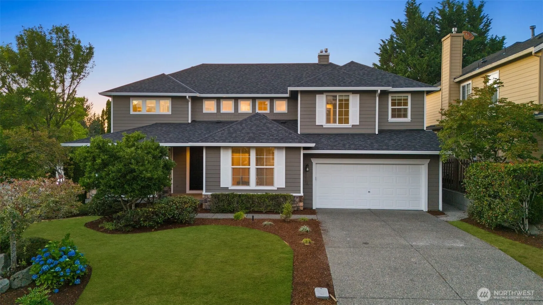 24004 SE 10th Court , Sammamish, WA 98075