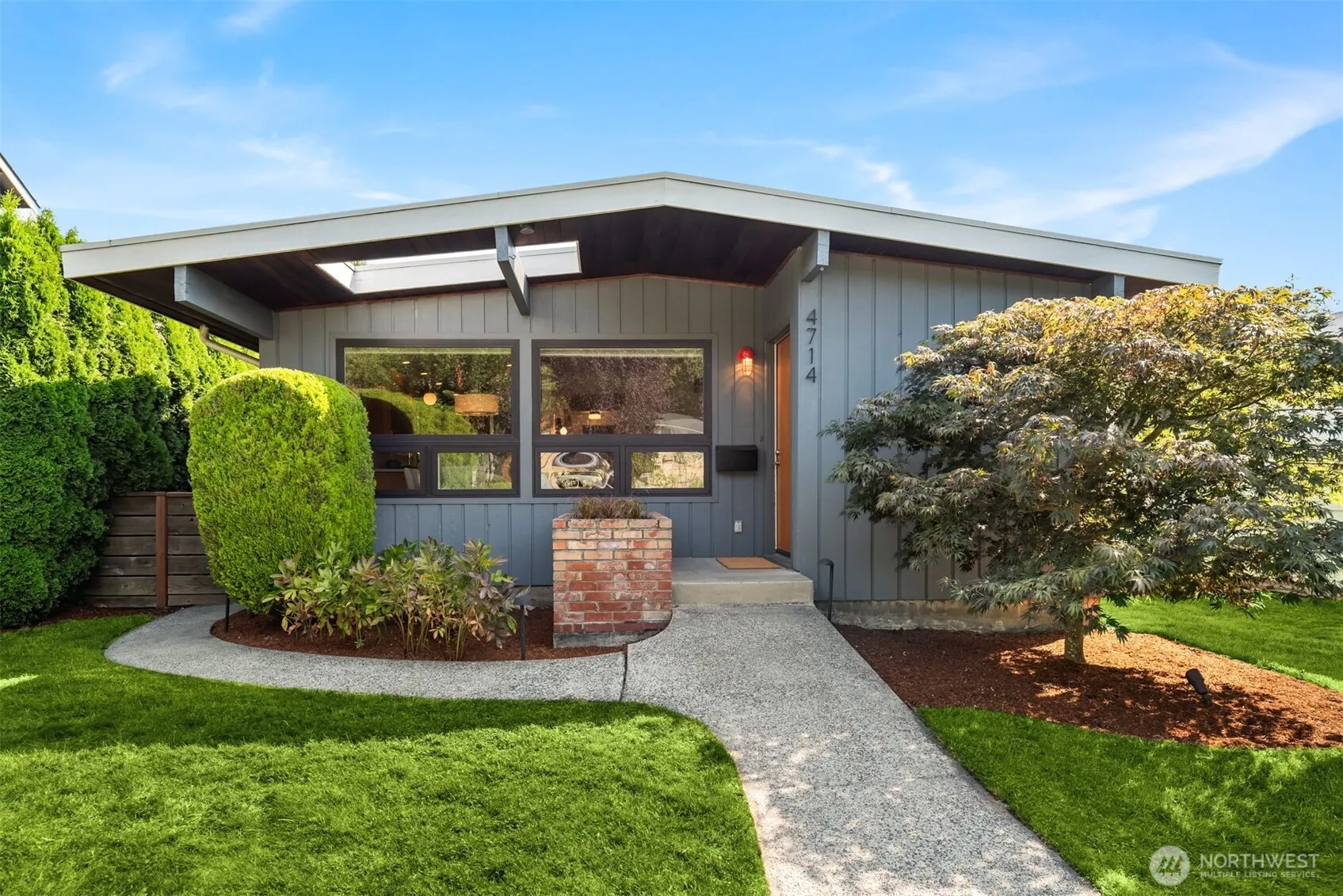 4714 50th Avenue SW, Seattle, WA 98116