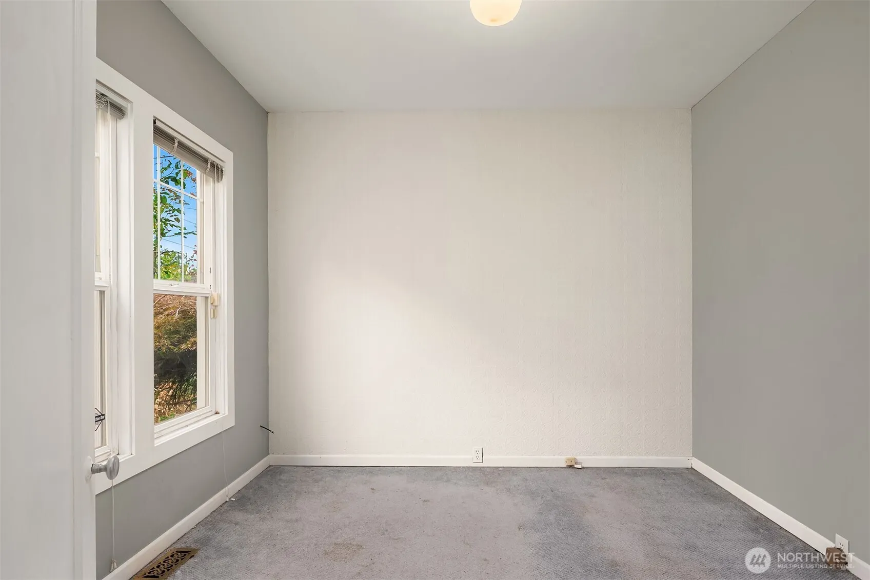 512 Williams Avenue N, Renton, WA 98057