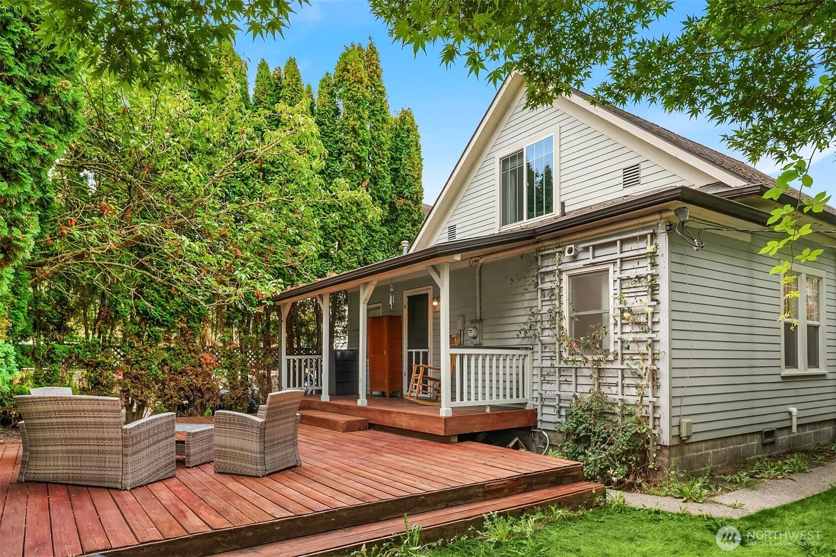 512 Williams Avenue N, Renton, WA 98057