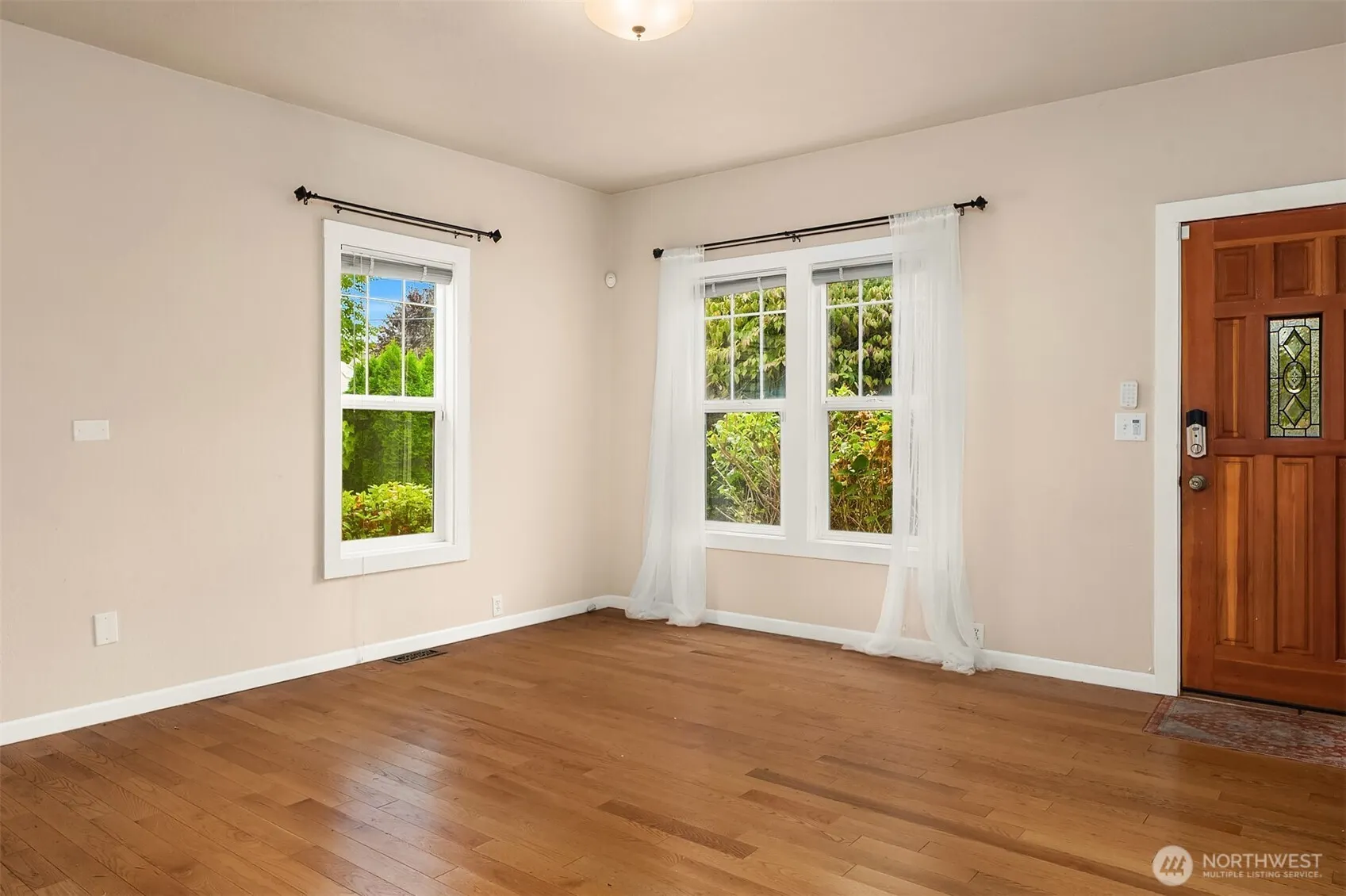 512 Williams Avenue N, Renton, WA 98057