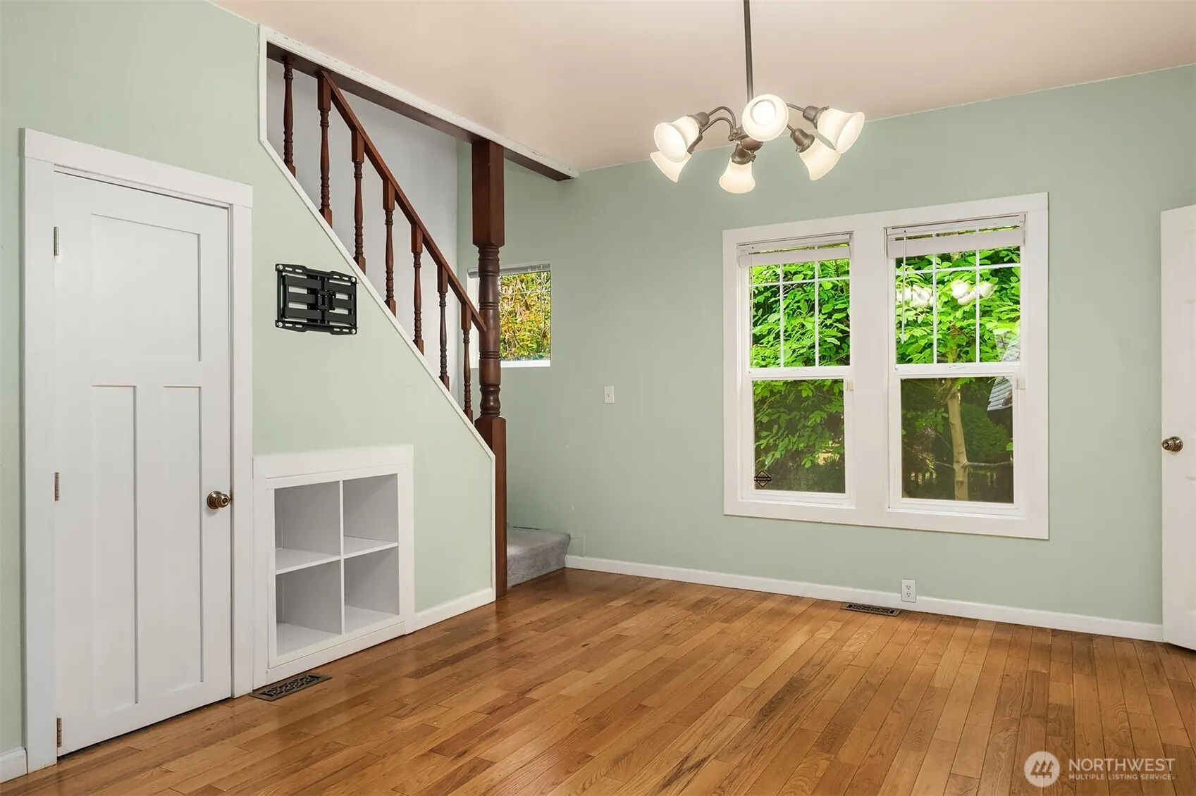 512 Williams Avenue N, Renton, WA 98057