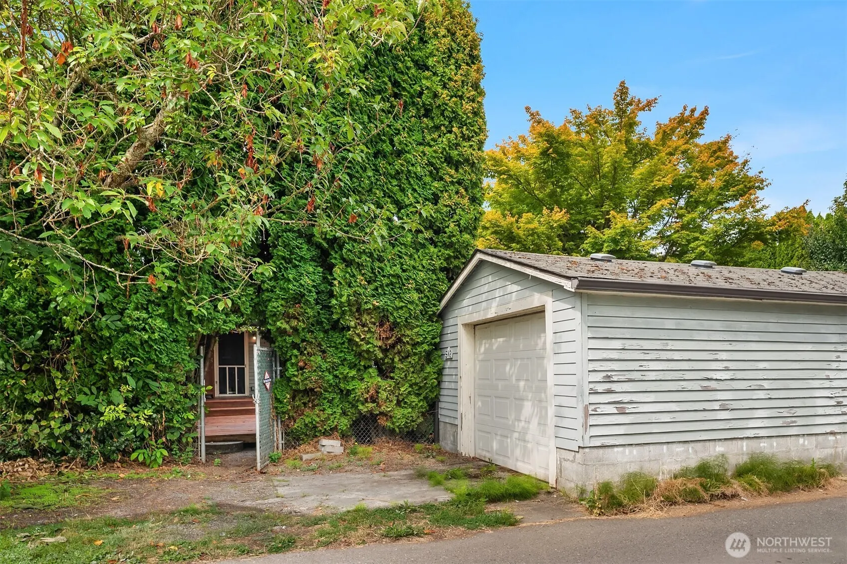 512 Williams Avenue N, Renton, WA 98057