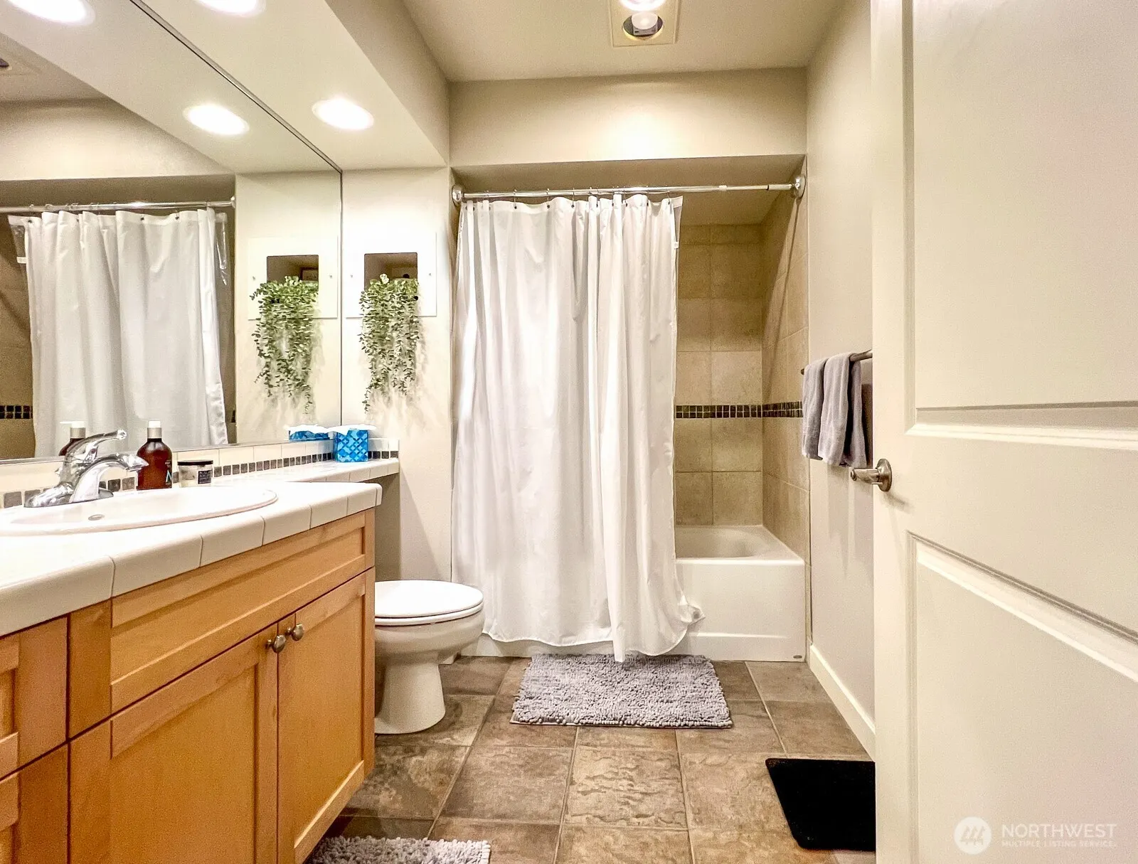 1545 NW 57th Street #501, Seattle, WA 98107
