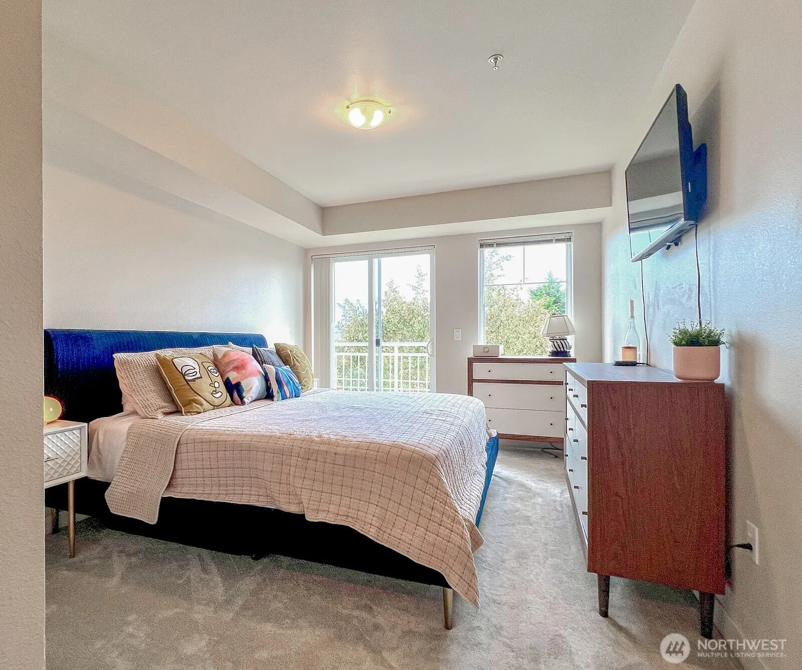 1545 NW 57th Street #501, Seattle, WA 98107
