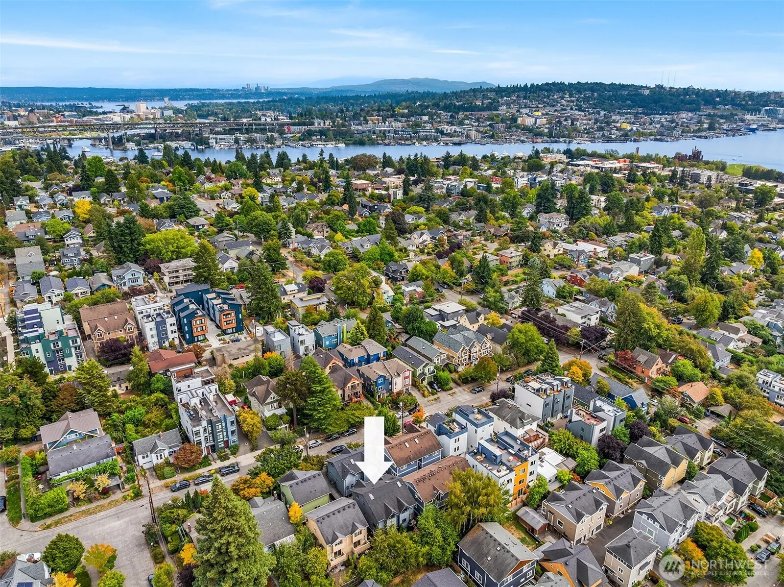 3833 Ashworth Avenue N #B, Seattle, WA 98103