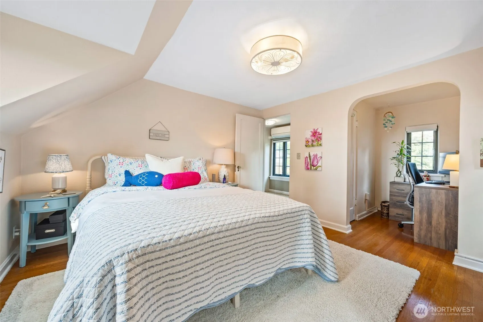 6058 31st Avenue NE, Seattle, WA 98115
