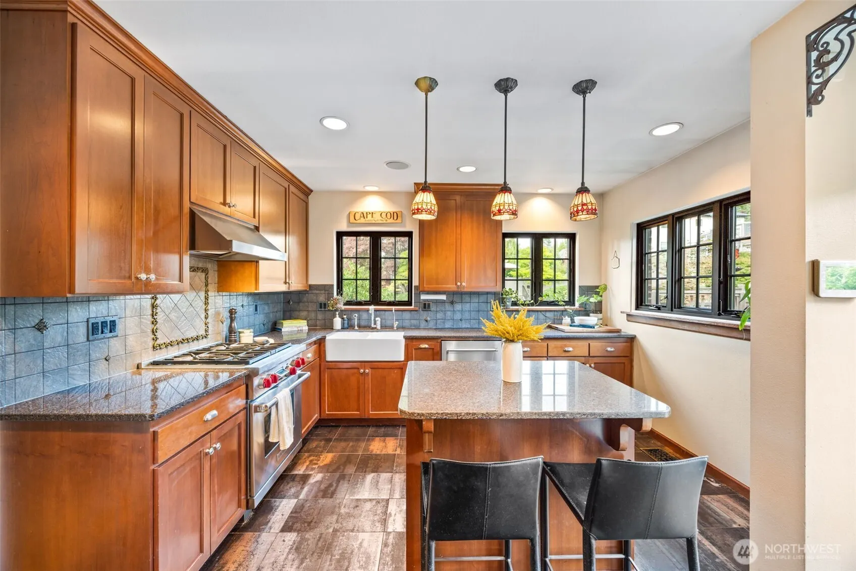 6058 31st Avenue NE, Seattle, WA 98115