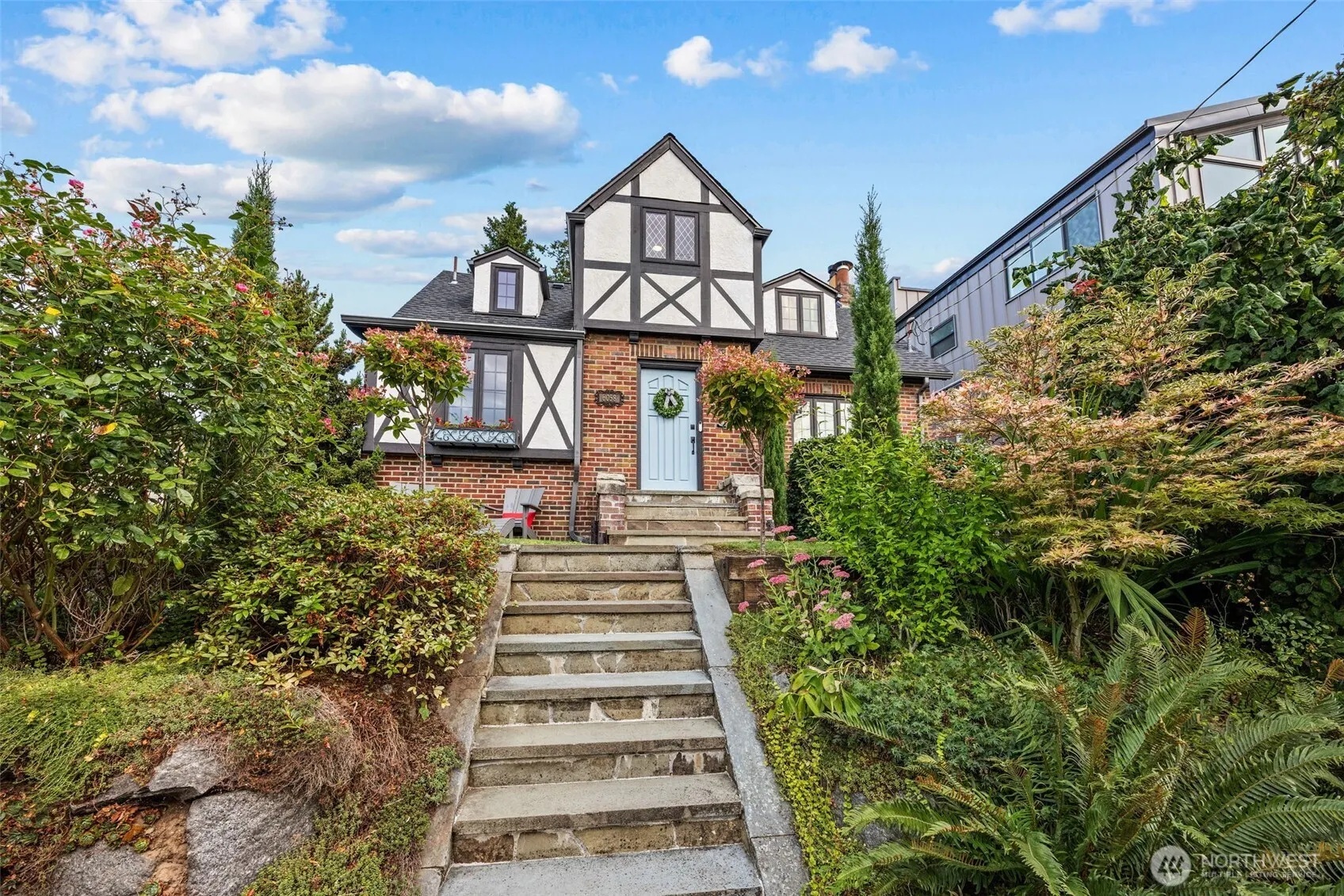6058 31st Avenue NE, Seattle, WA 98115