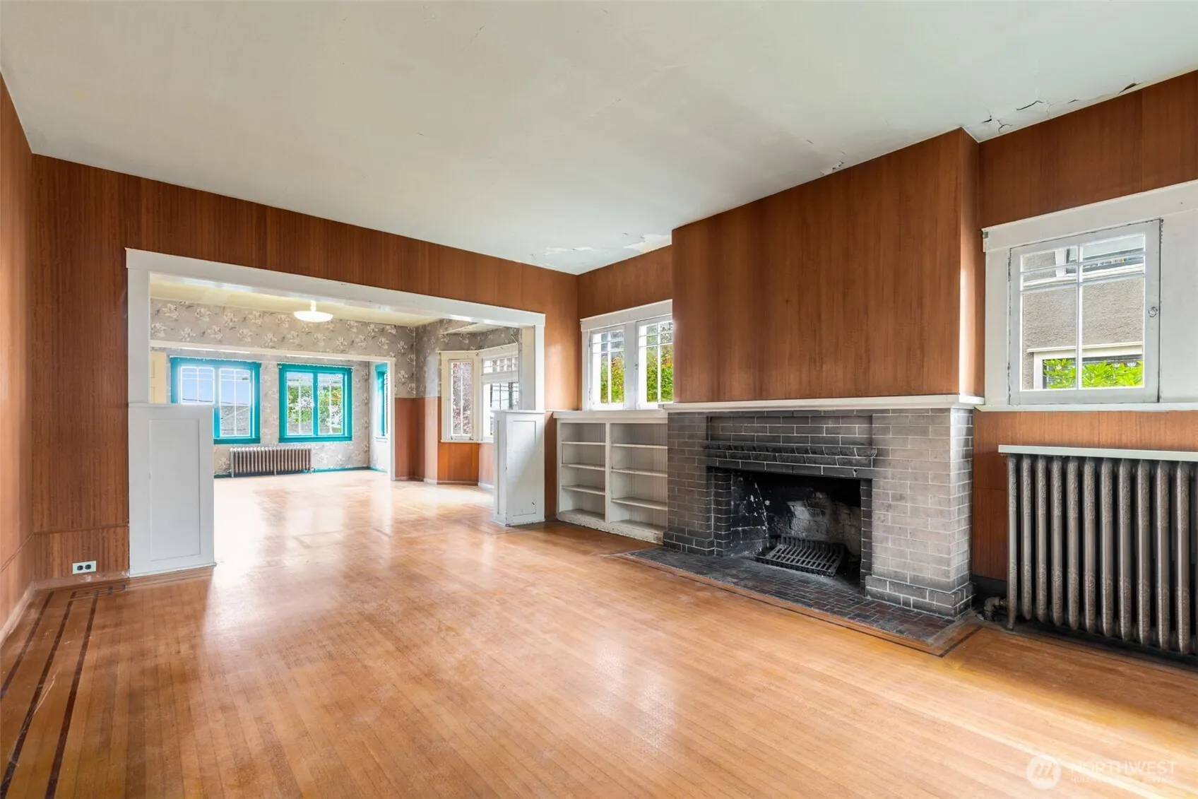 946 22nd Avenue E, Seattle, WA 98112