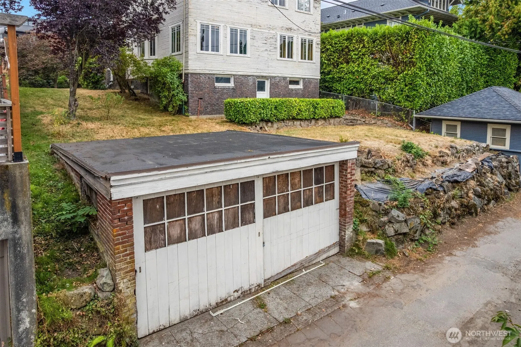 946 22nd Avenue E, Seattle, WA 98112