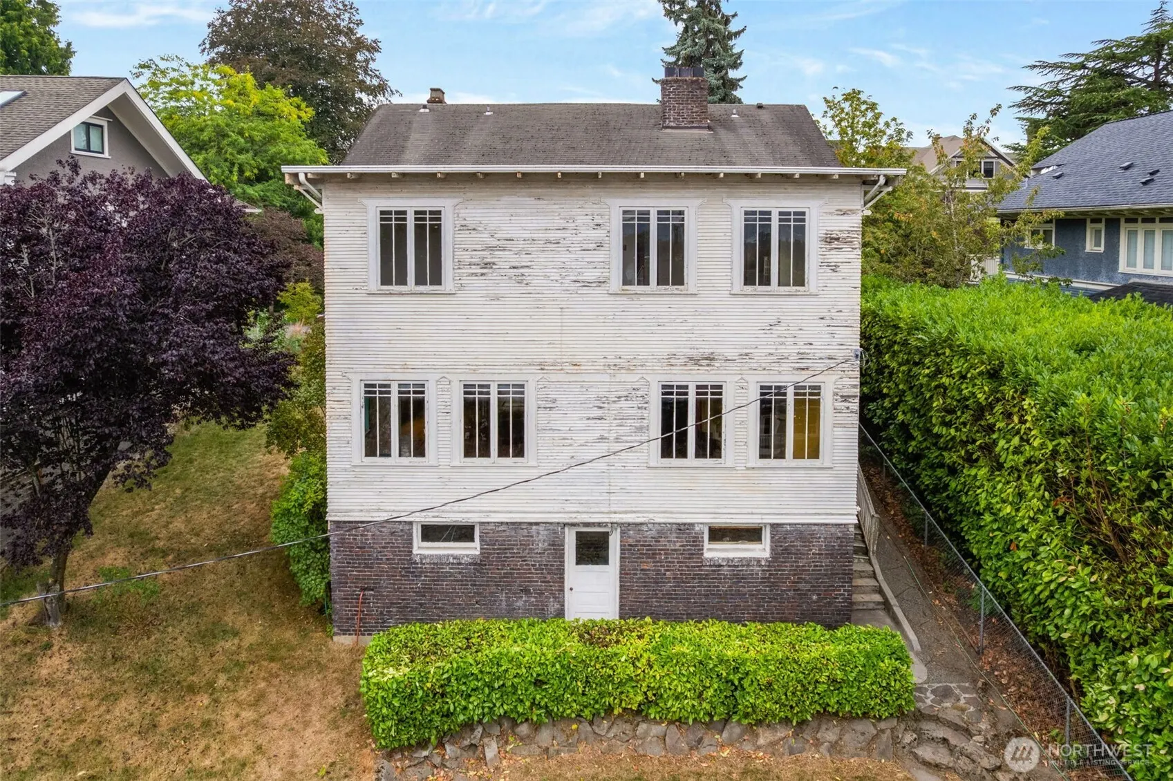 946 22nd Avenue E, Seattle, WA 98112