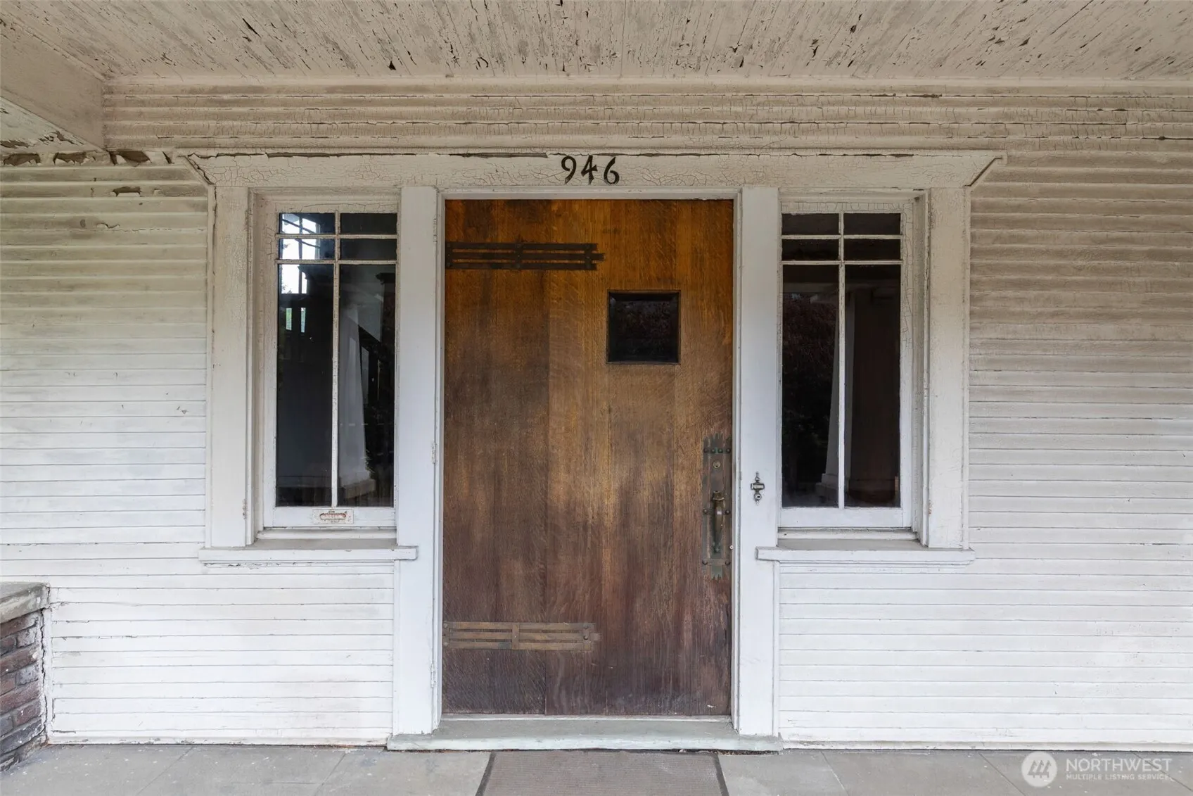 946 22nd Avenue E, Seattle, WA 98112