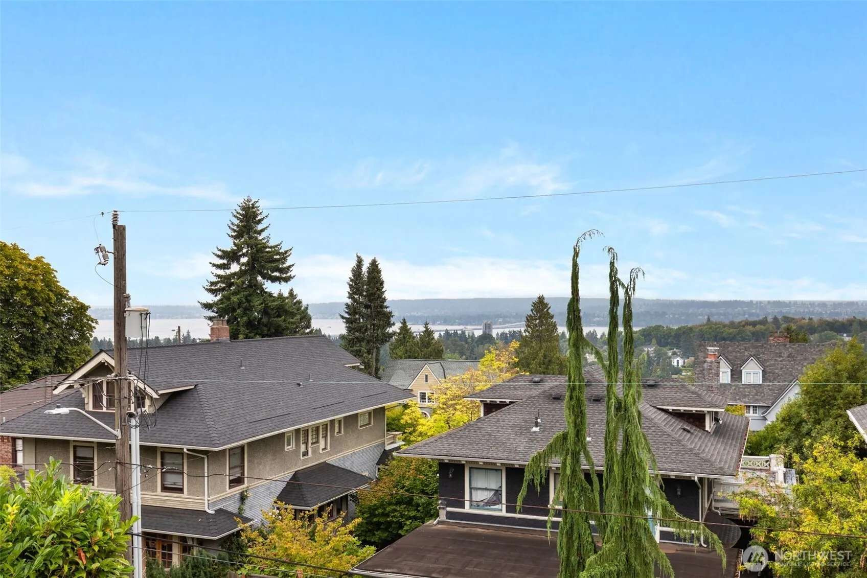 946 22nd Avenue E, Seattle, WA 98112
