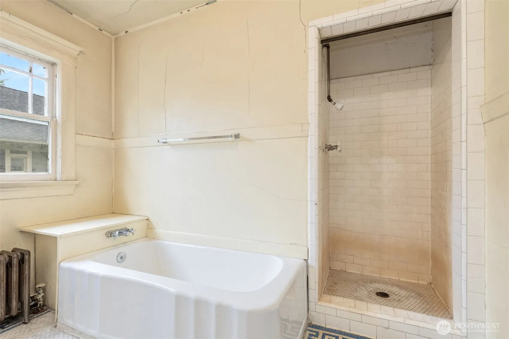 946 22nd Avenue E, Seattle, WA 98112