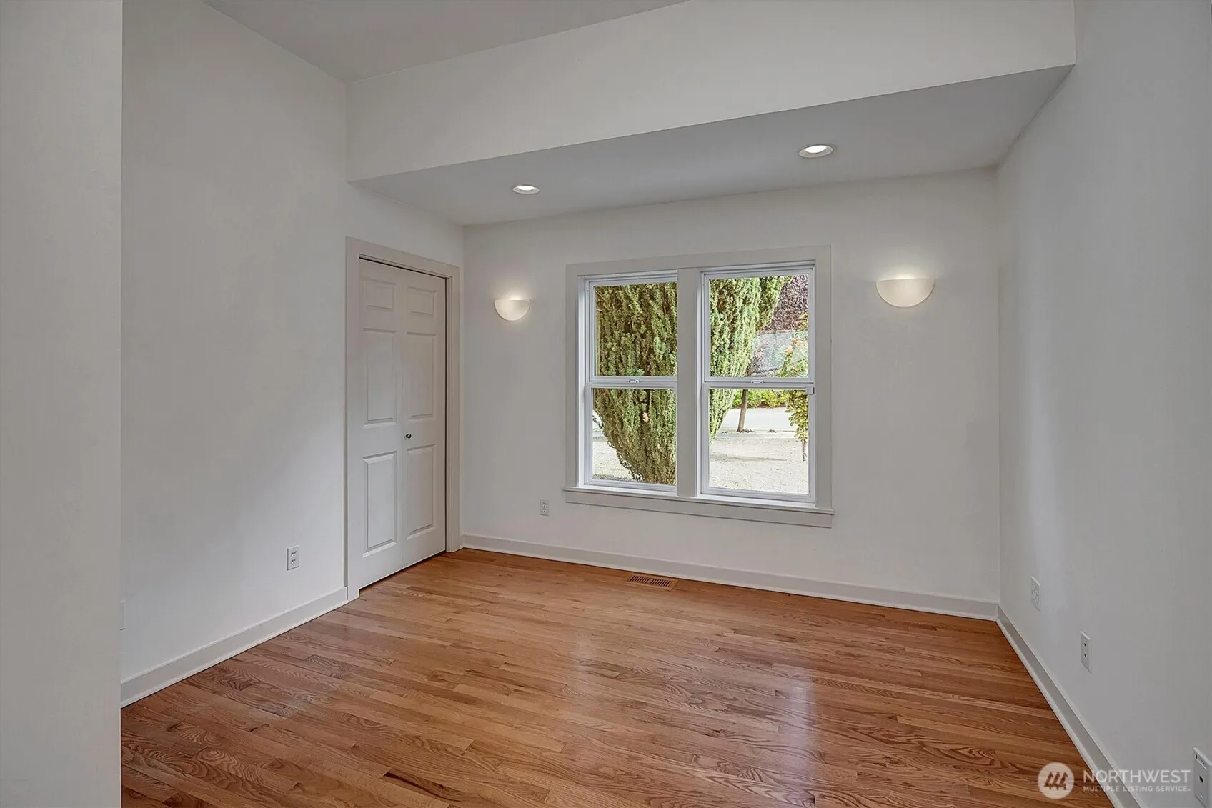 8029 126th Avenue NE, Kirkland, WA 98033