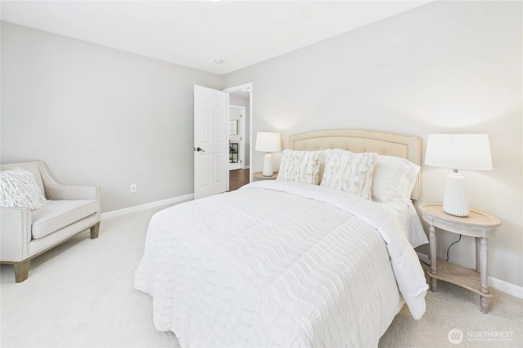 8818 230th Way NE , Redmond, WA 98053