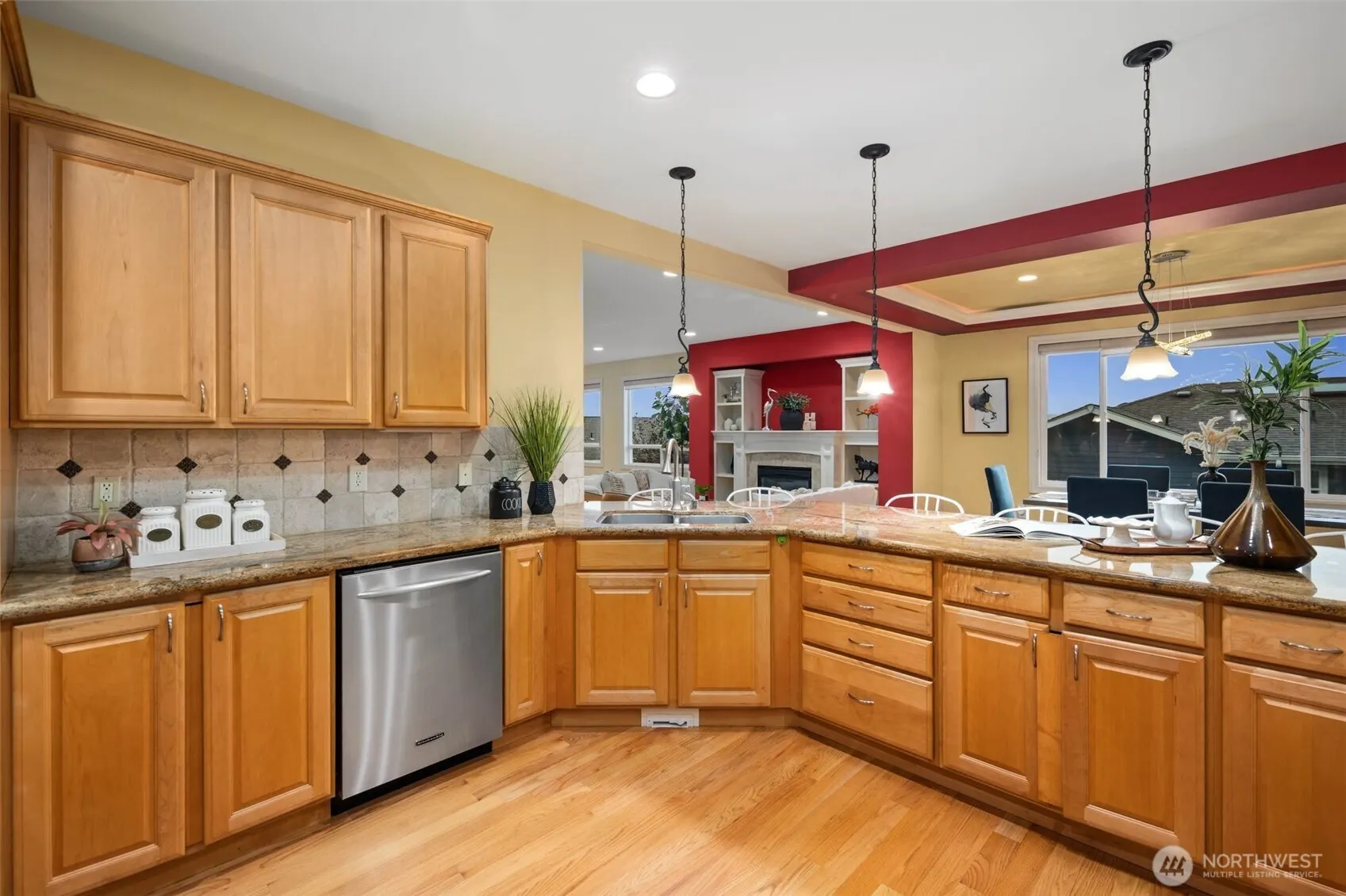 323 Lind Avenue NW, Renton, WA 98057