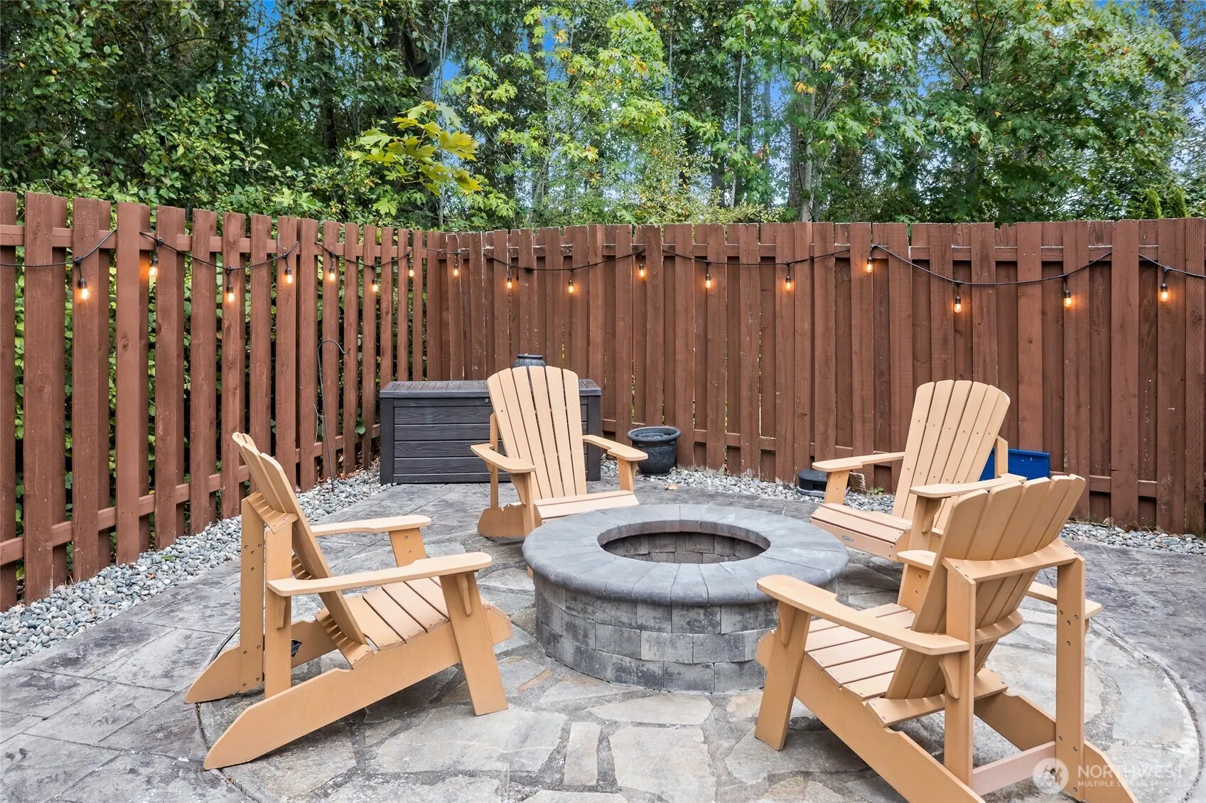21611 46th Place S, Kent, WA 98032