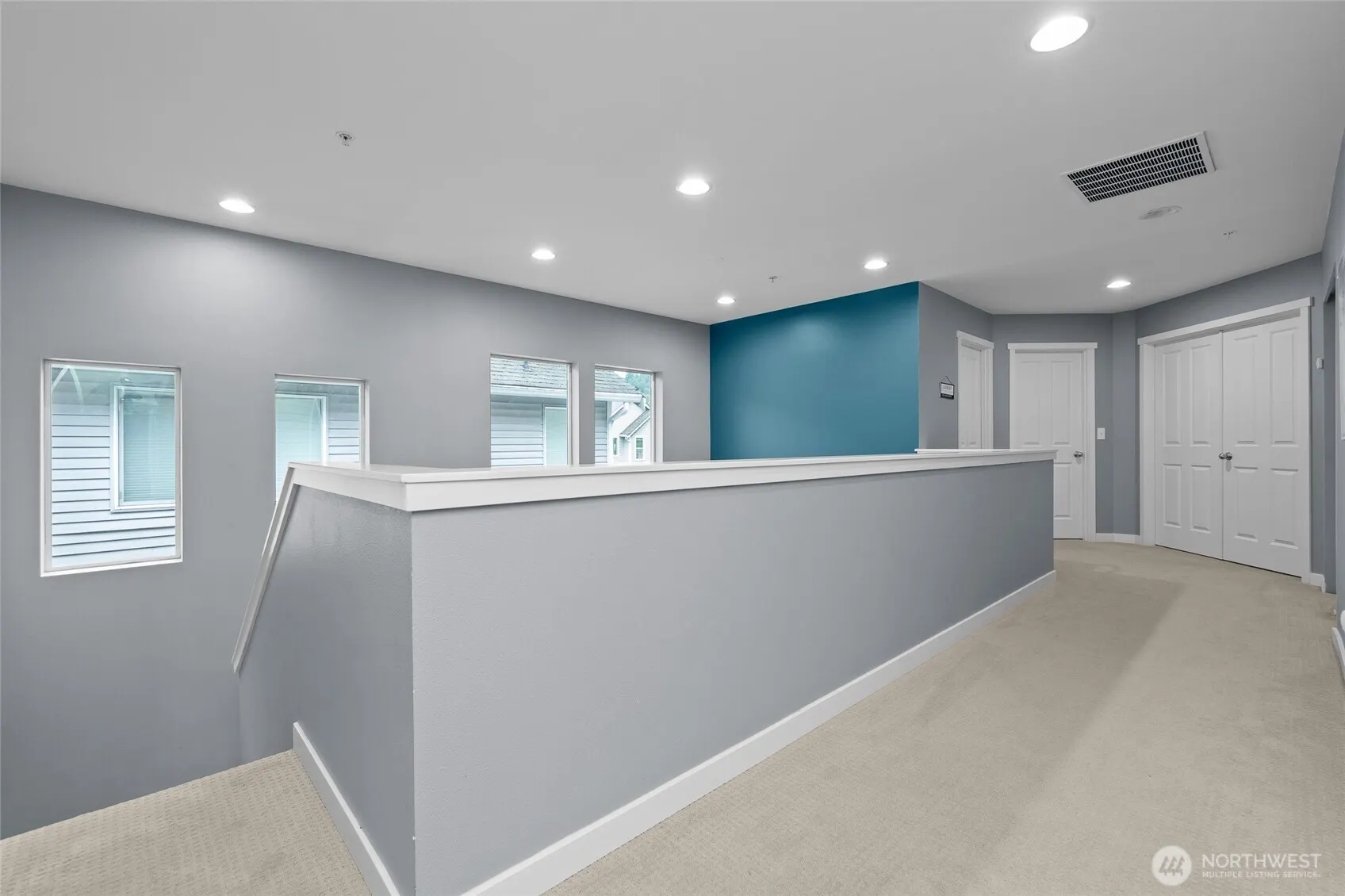 21611 46th Place S, Kent, WA 98032