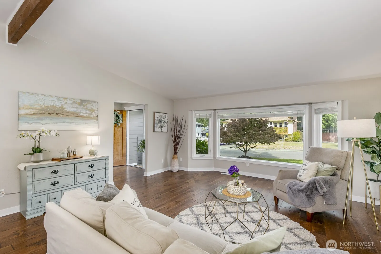 4812 145th Place SW, Lynnwood, WA 98087