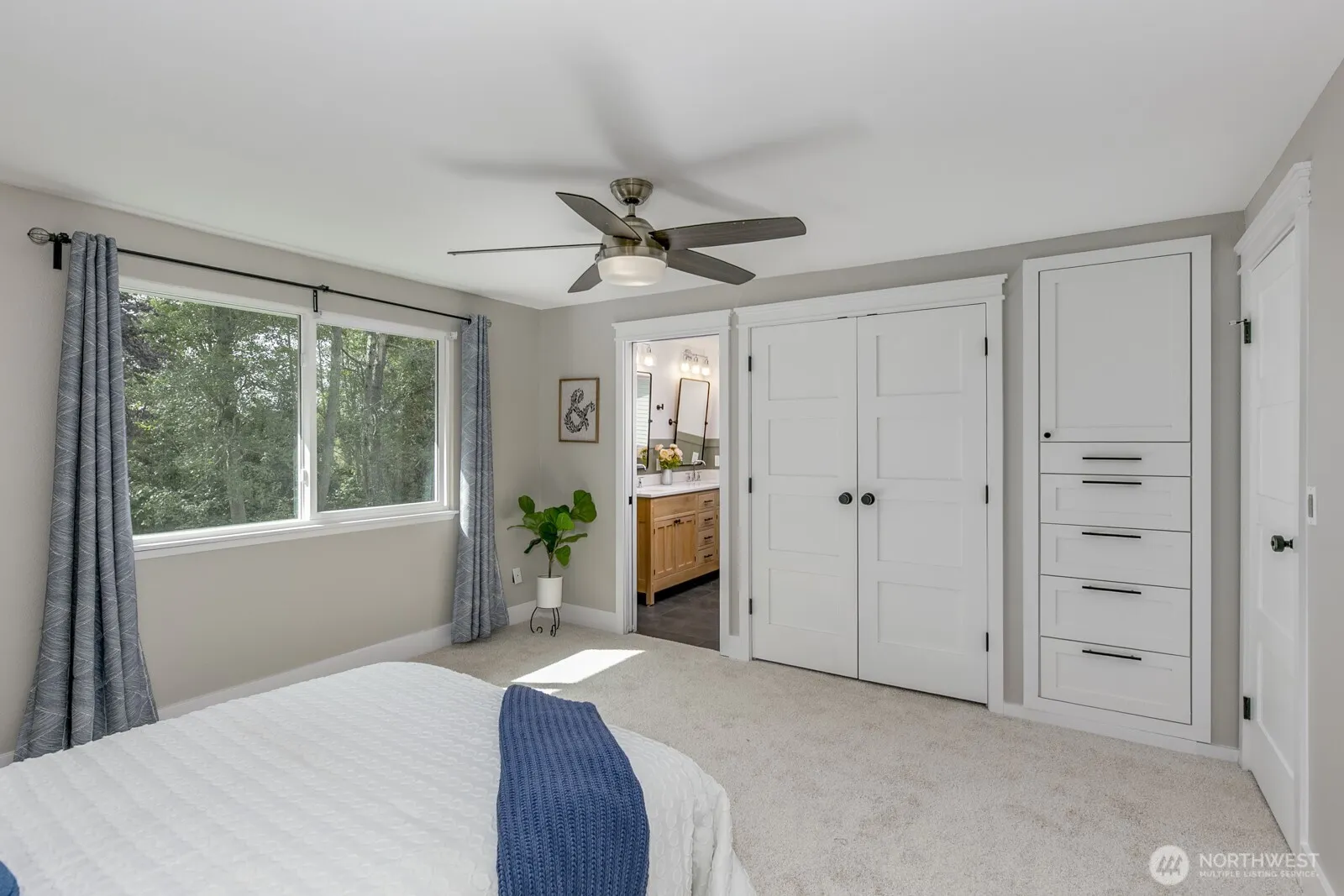 4812 145th Place SW, Lynnwood, WA 98087