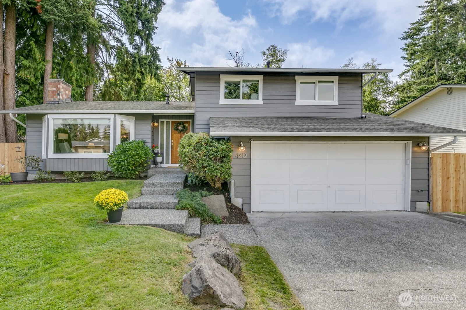 4812 145th Place SW, Lynnwood, WA 98087