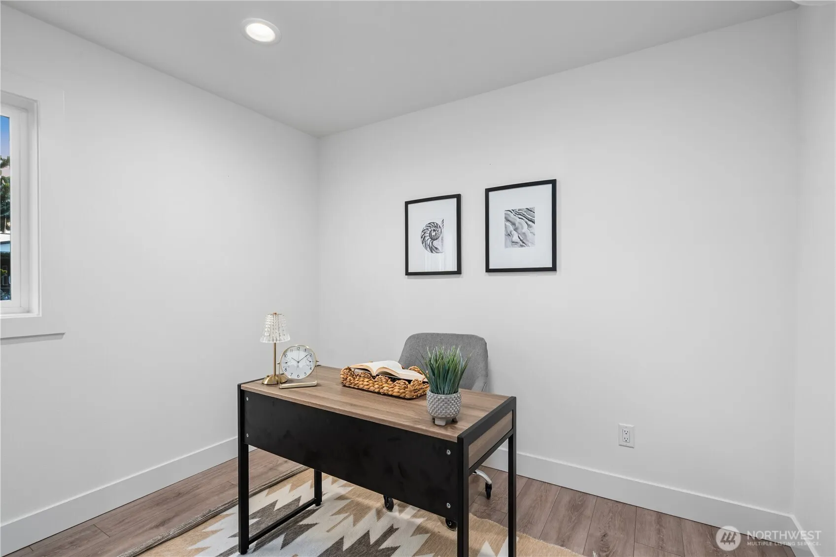 9731 13th Avenue NW, Seattle, WA 98117