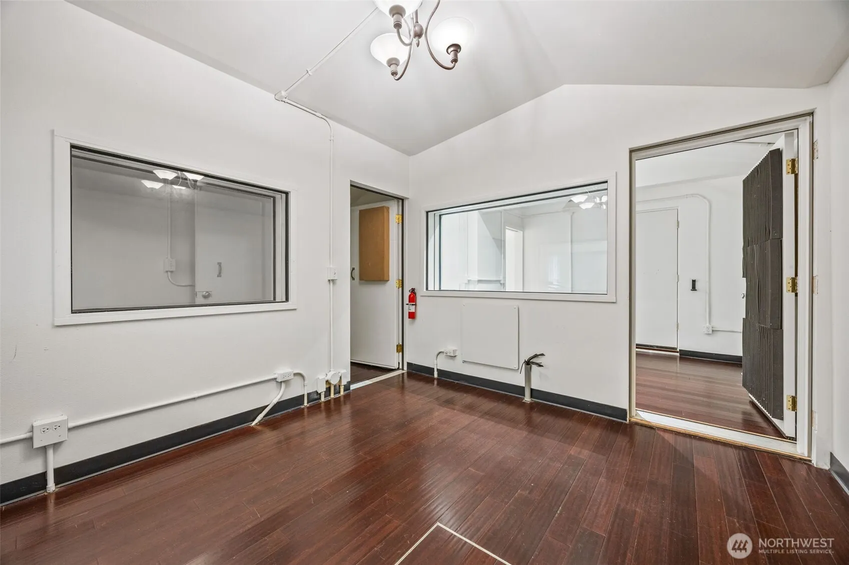 575 Mt Logan Drive SW, Issaquah, WA 98027