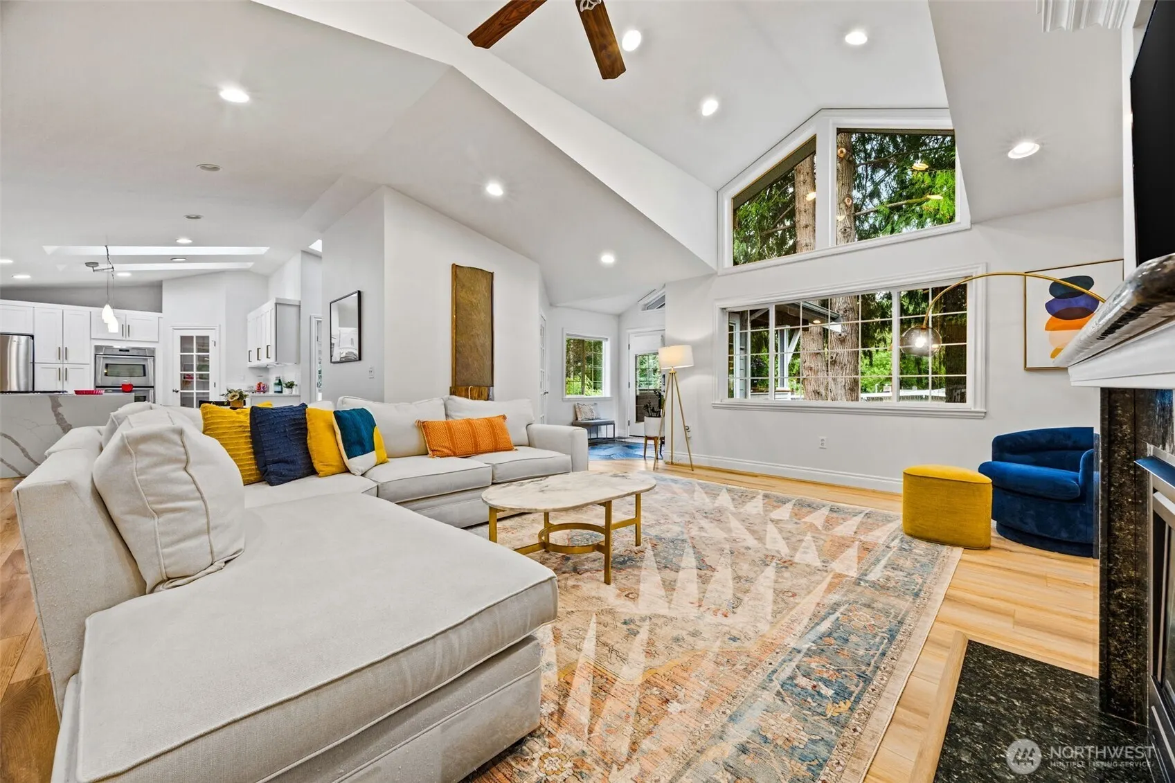 575 Mt Logan Drive SW, Issaquah, WA 98027