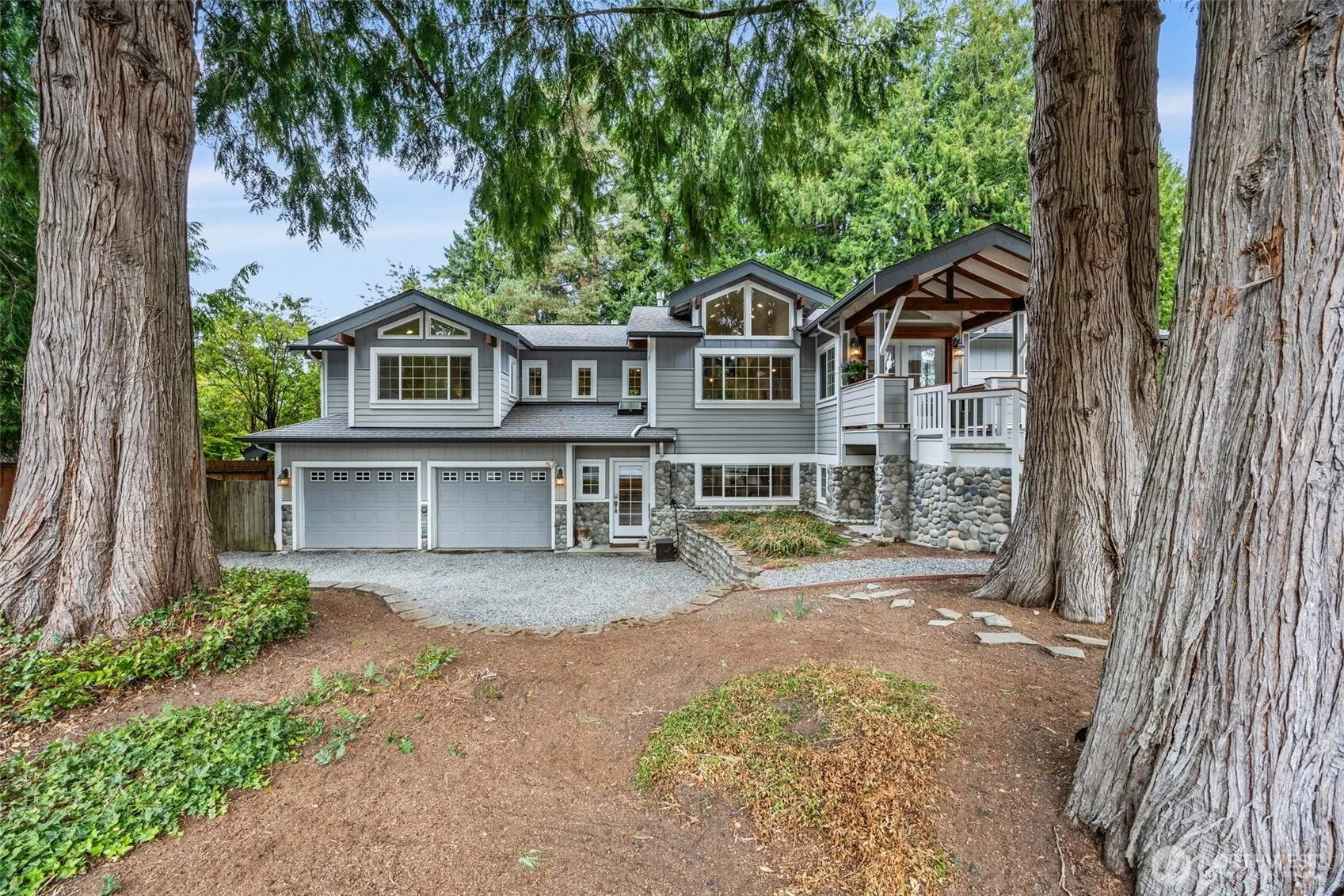 575 Mt Logan Drive SW, Issaquah, WA 98027