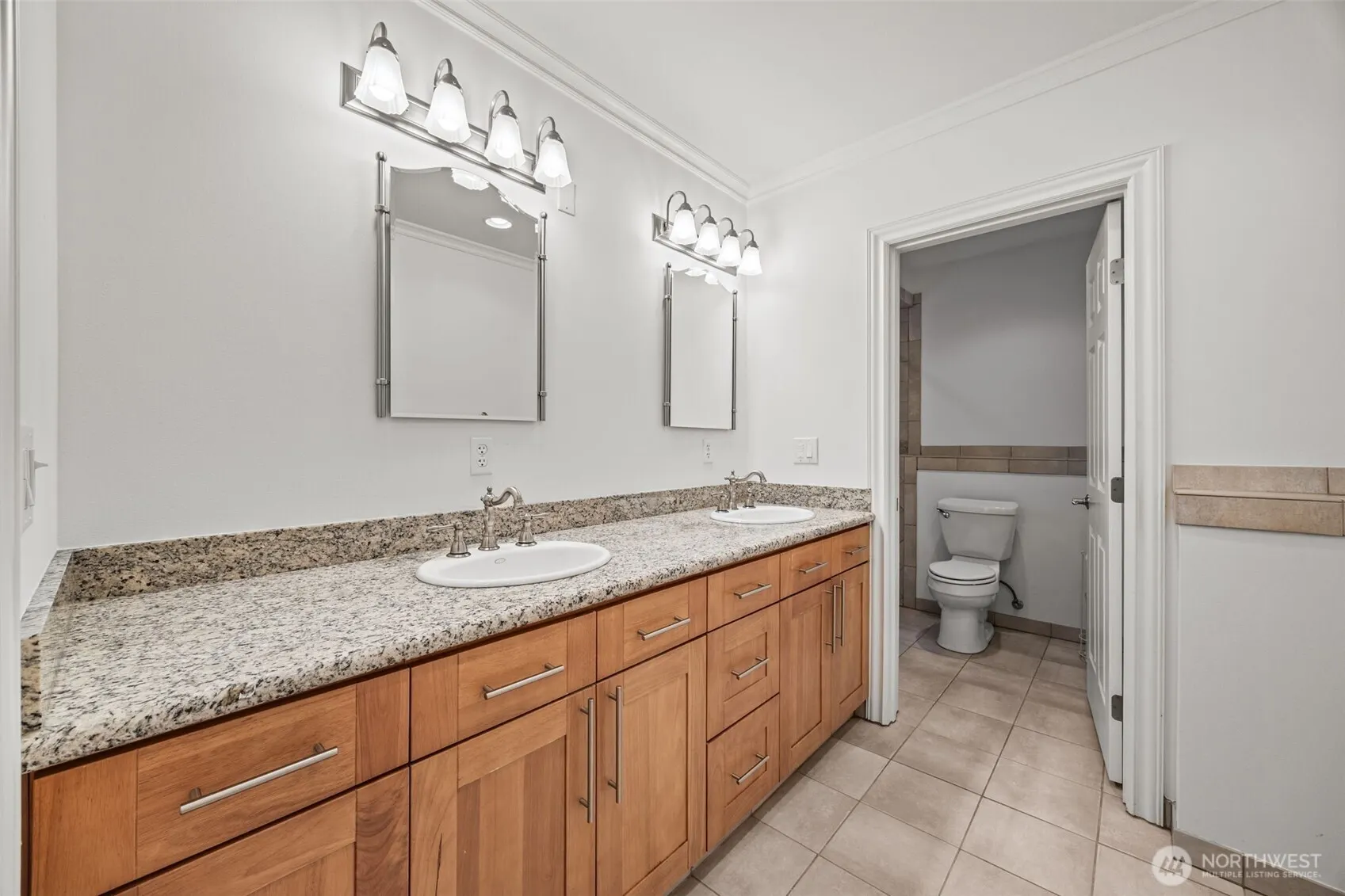 575 Mt Logan Drive SW, Issaquah, WA 98027
