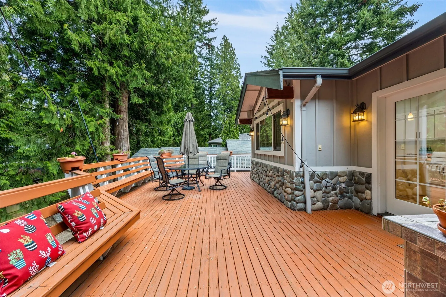 575 Mt Logan Drive SW, Issaquah, WA 98027