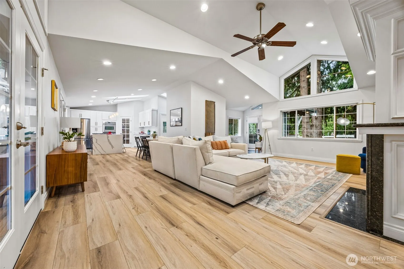 575 Mt Logan Drive SW, Issaquah, WA 98027