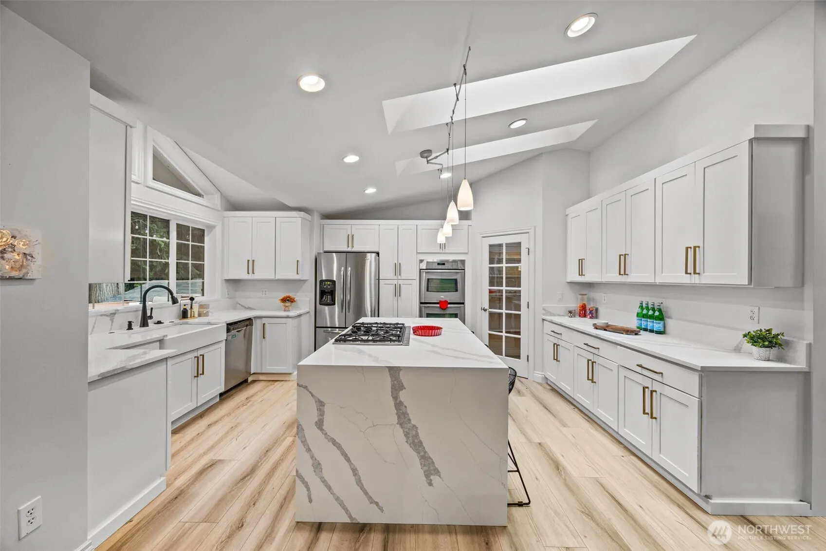 575 Mt Logan Drive SW, Issaquah, WA 98027