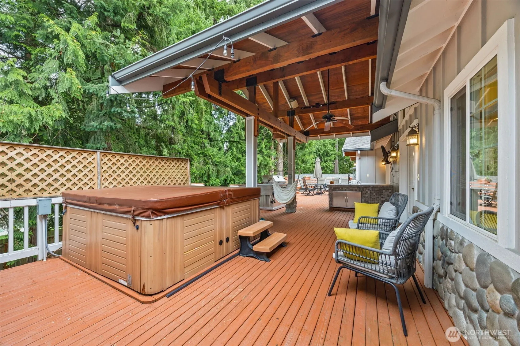 575 Mt Logan Drive SW, Issaquah, WA 98027