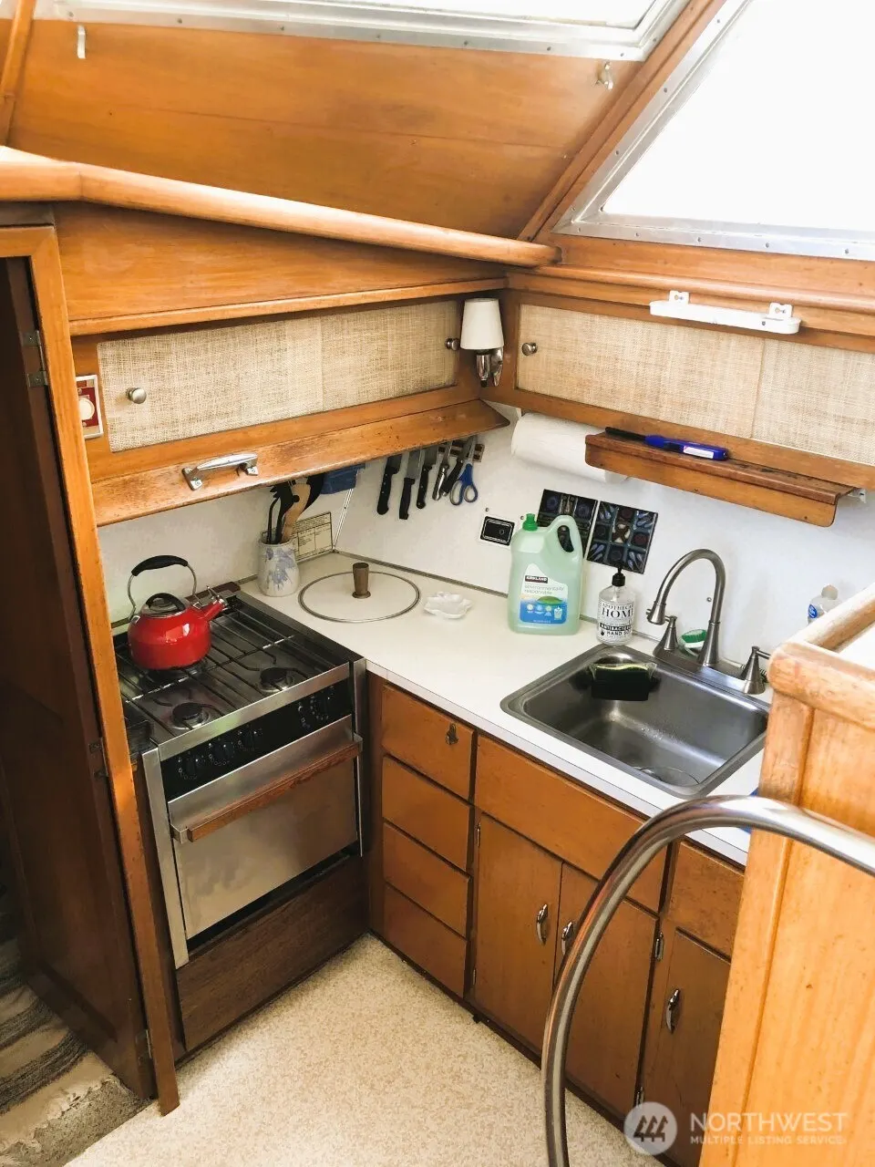 2040 Westlake Avenue N #10, Seattle, WA 98109