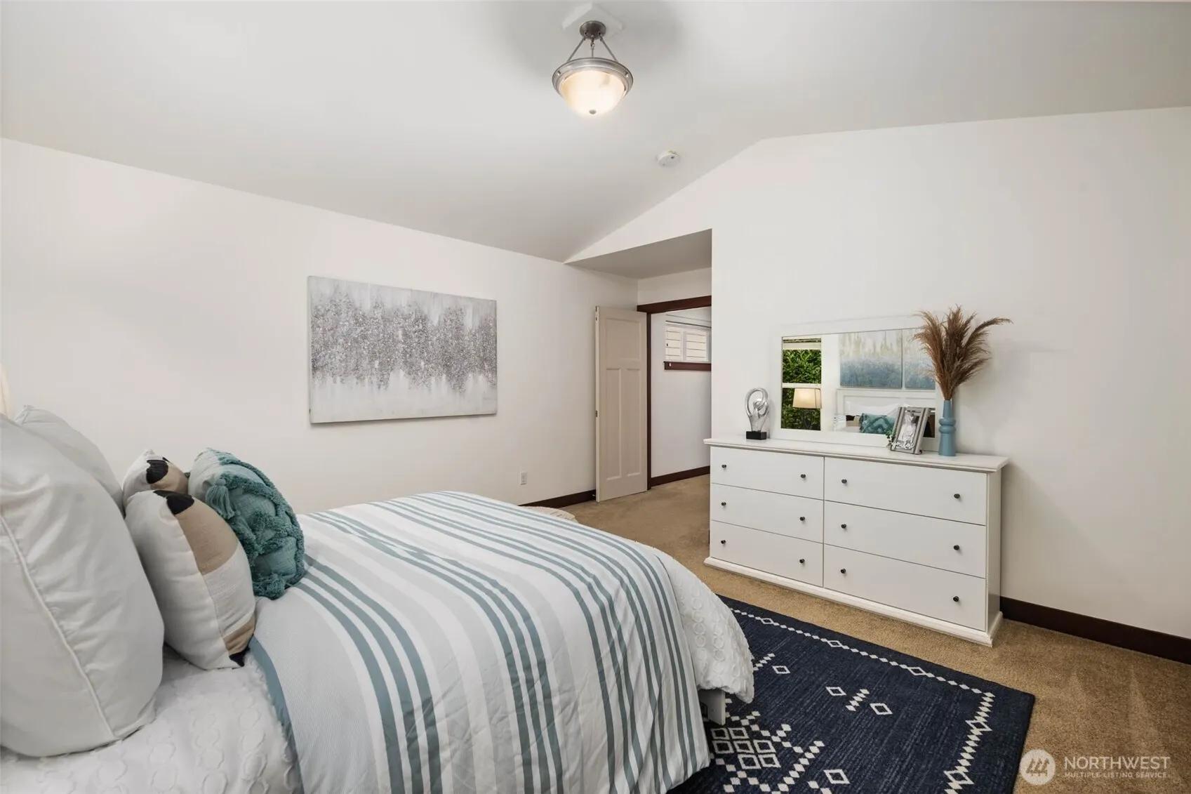 19624 2nd Drive SE, Bothell, WA 98012