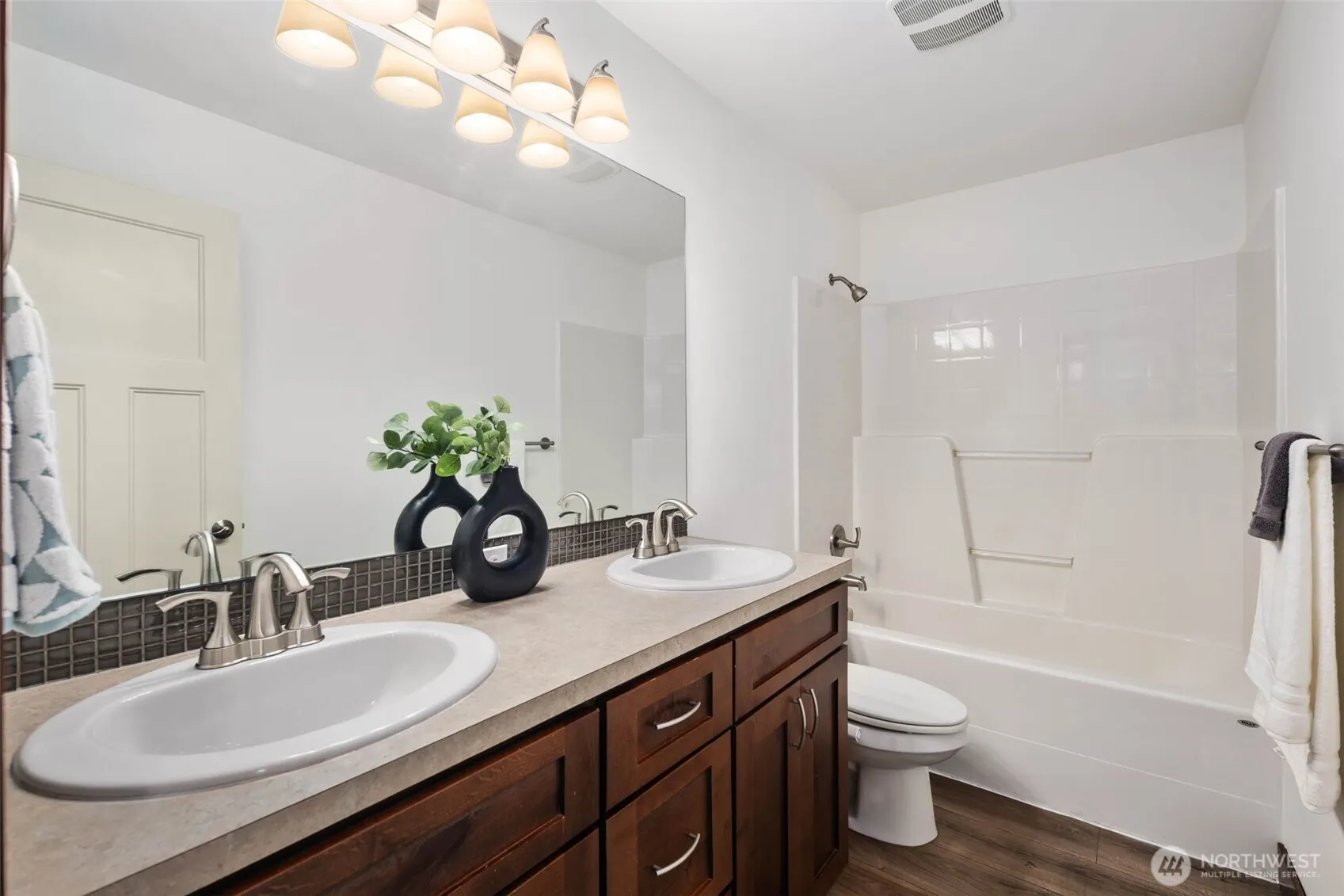 19624 2nd Drive SE, Bothell, WA 98012