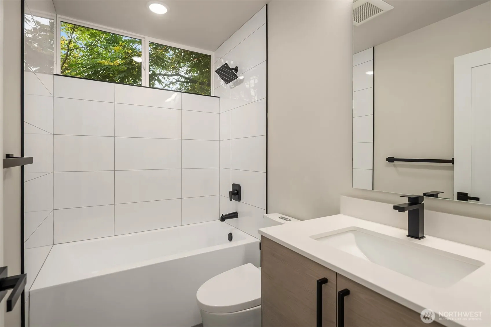 1319 14th Avenue #B, Seattle, WA 98144