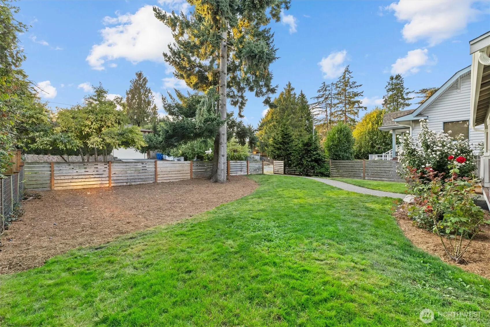 8628 22nd Avenue SW, Seattle, WA 98106
