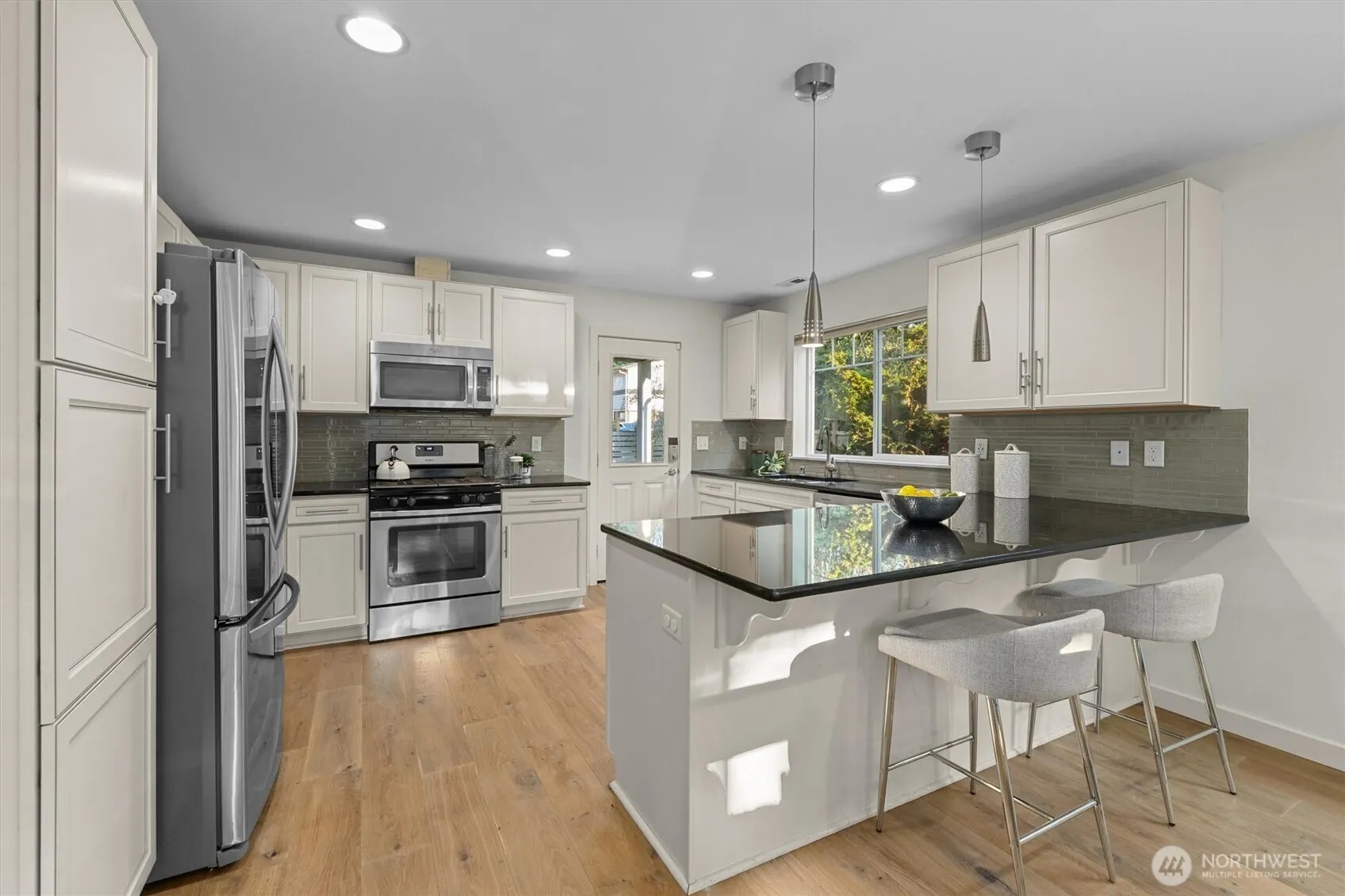 8628 22nd Avenue SW, Seattle, WA 98106