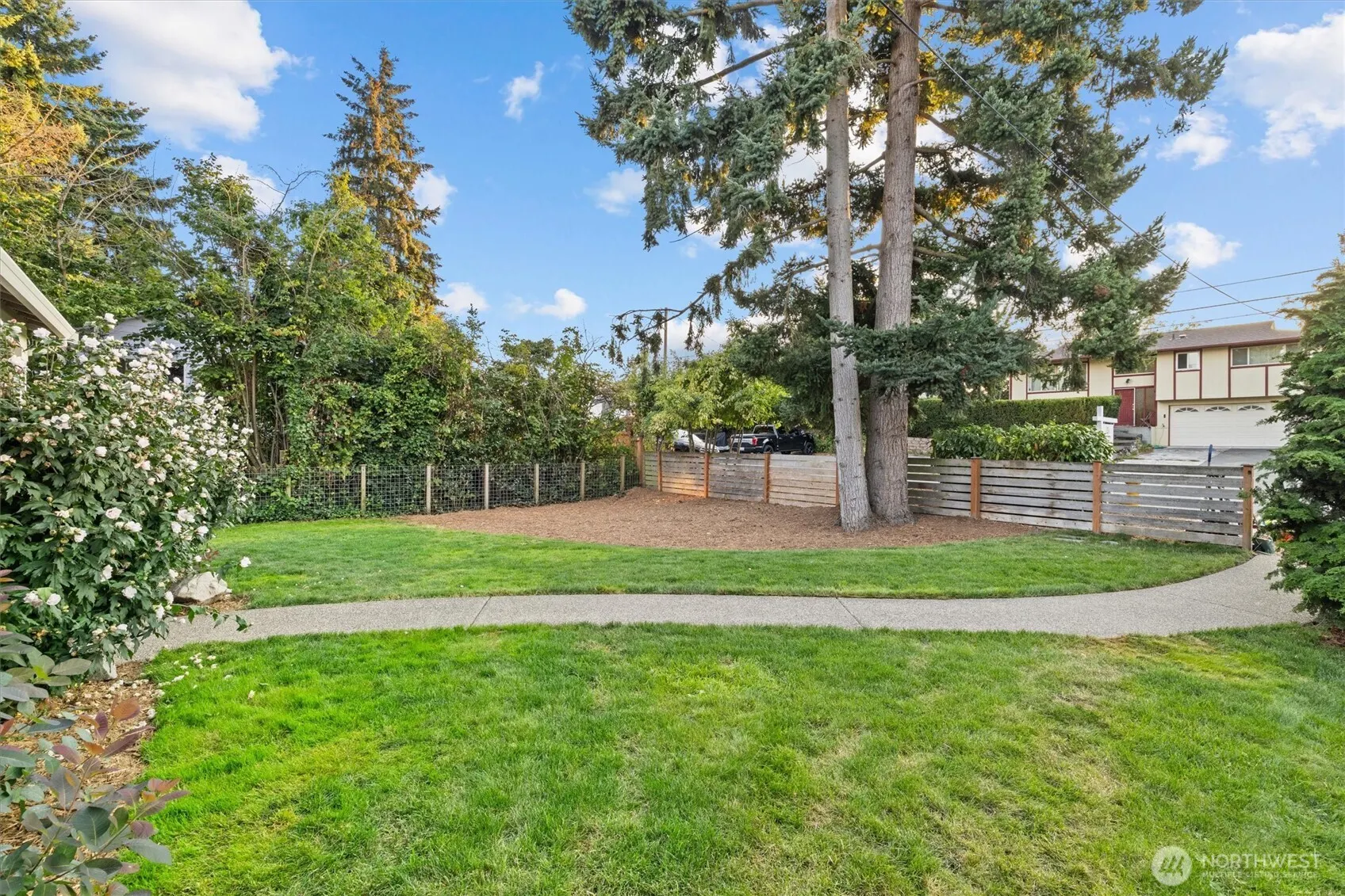 8628 22nd Avenue SW, Seattle, WA 98106