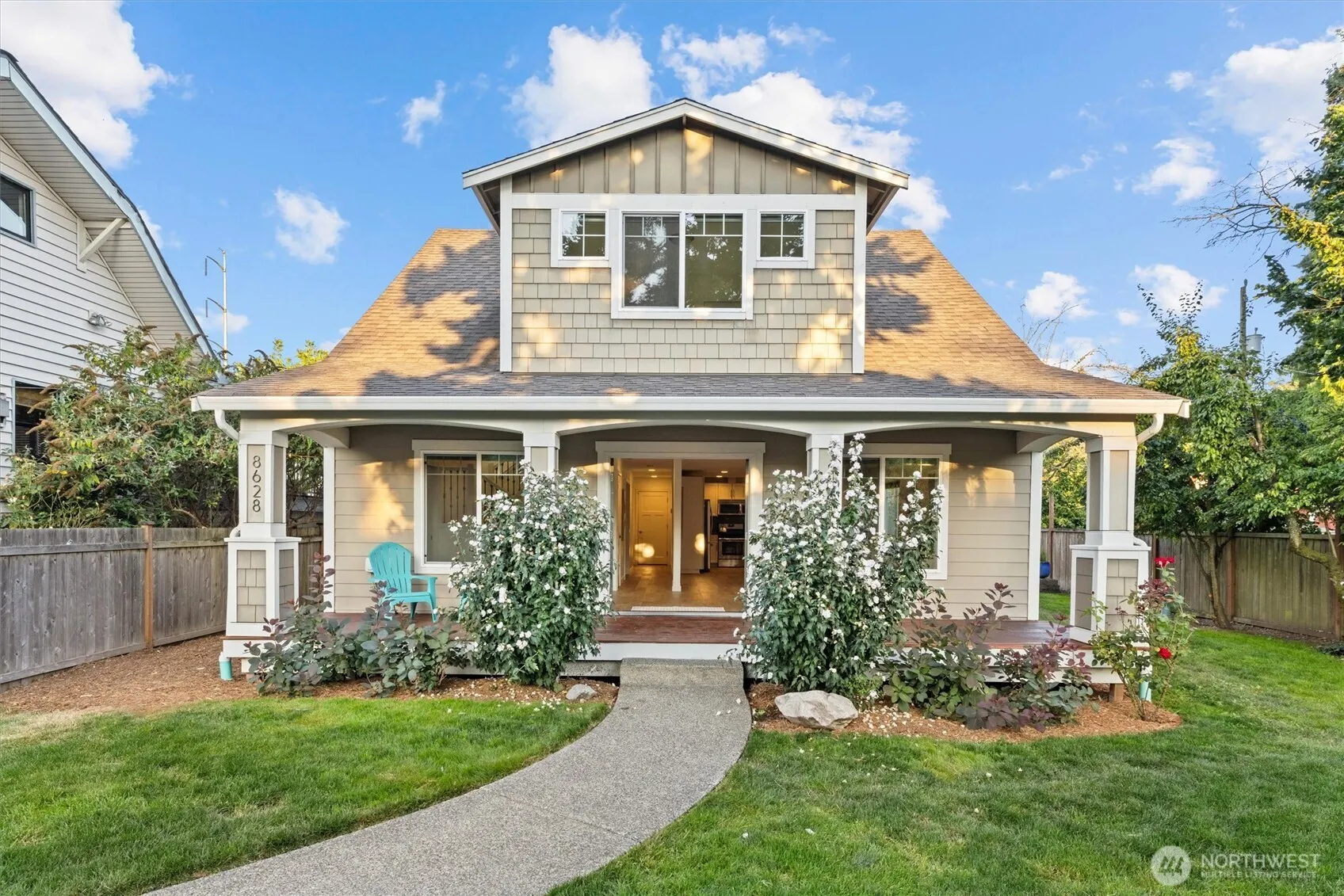8628 22nd Avenue SW, Seattle, WA 98106