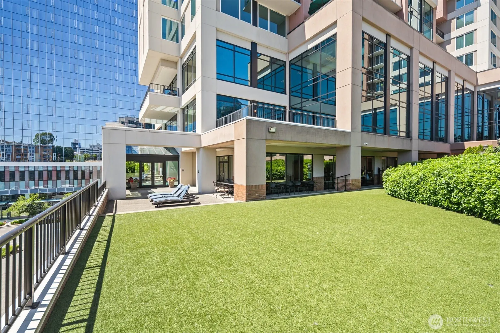 177 107th Avenue NE #720, Bellevue, WA 98004