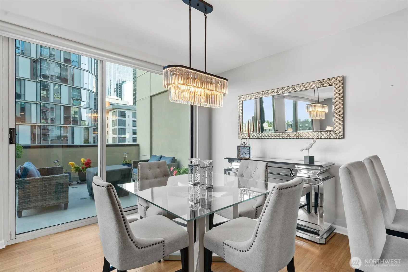177 107th Avenue NE #720, Bellevue, WA 98004