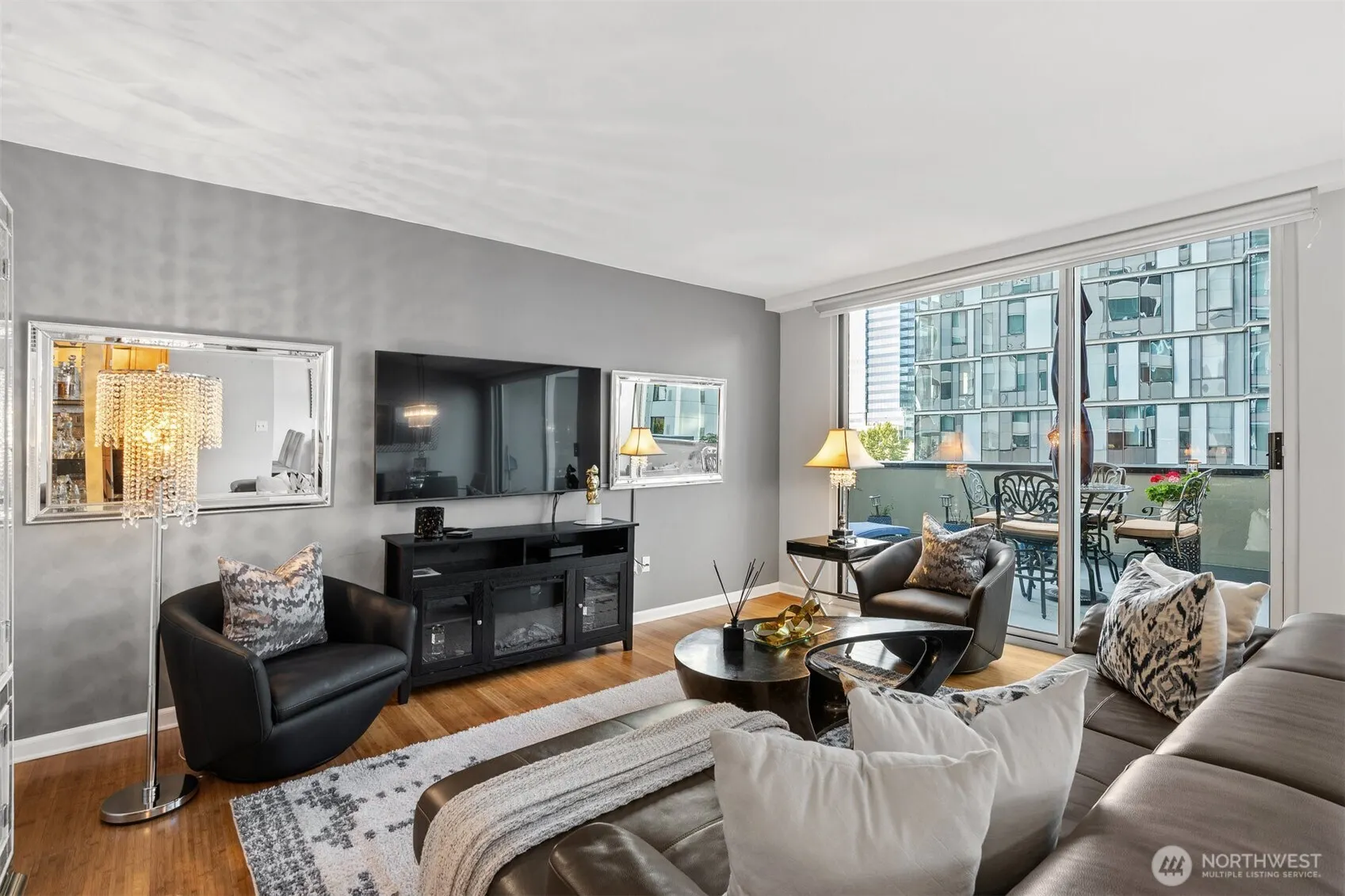 177 107th Avenue NE #720, Bellevue, WA 98004