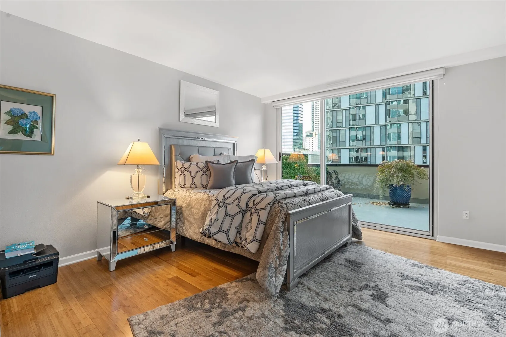 177 107th Avenue NE #720, Bellevue, WA 98004