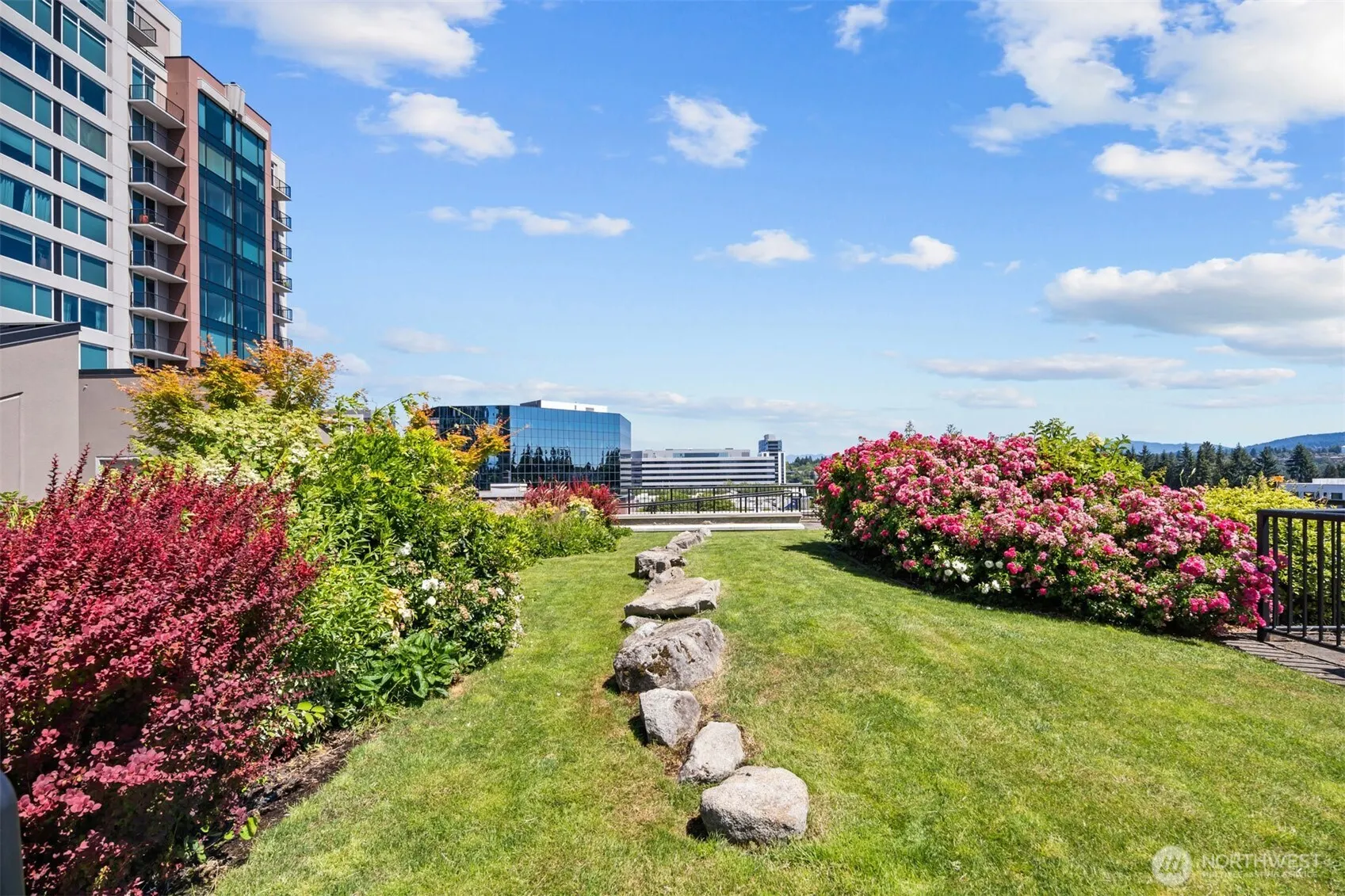 177 107th Avenue NE #720, Bellevue, WA 98004